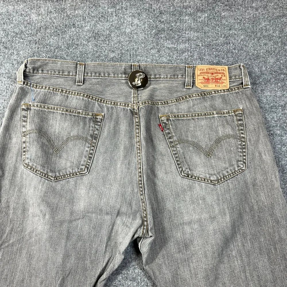 Levi's 501 Original Fit Straight Jeans Men's Gray Denim Classic Button Fly 43X26